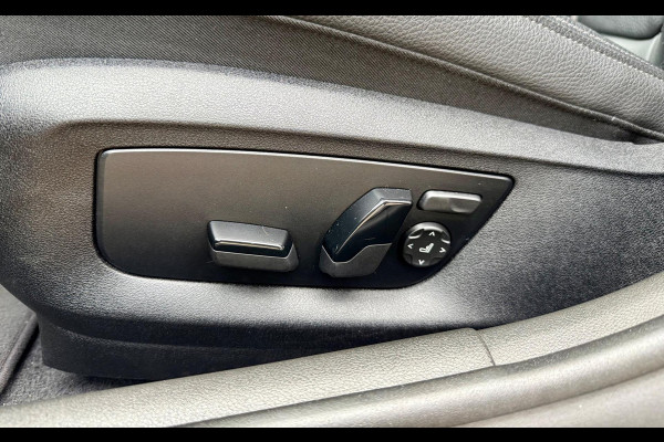 BMW 3 Serie Touring 320e Laser, Carplay, DAB, Sportstoel [BTW, NL, NAP, Dealer-onderhouden]