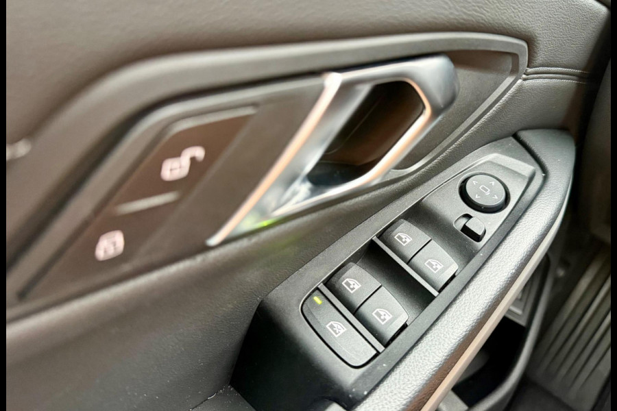 BMW 3 Serie Touring 320e Laser, Carplay, DAB, Sportstoel [BTW, NL, NAP, Dealer-onderhouden]