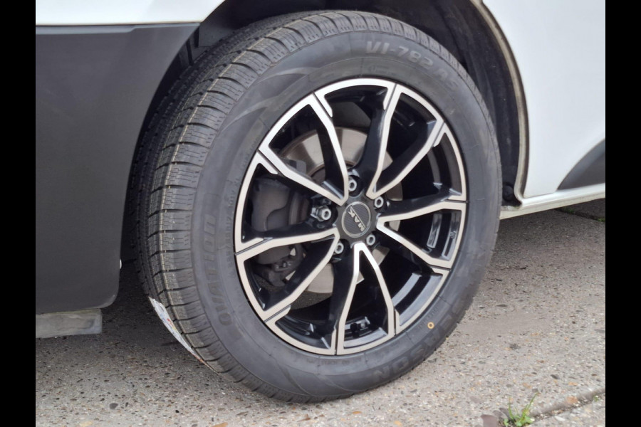 Renault Trafic 2.0 dCi 145 T27 L1H1 Comfort AUTOMAAT / CRUISE CONTROLE / NAVI / CAMERA / 3 ZITS / IMPERIAL