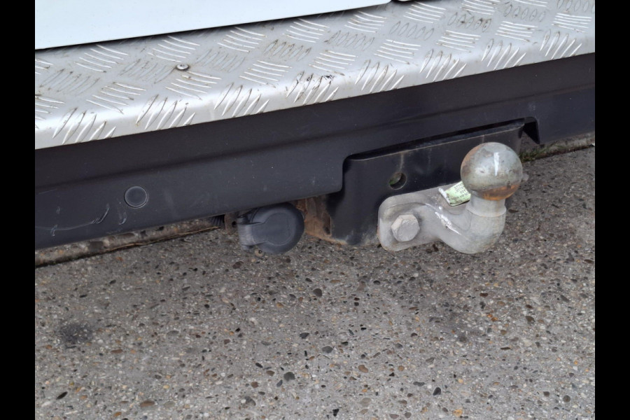 Renault Trafic 2.0 dCi 145 T27 L1H1 Comfort AUTOMAAT / CRUISE CONTROLE / NAVI / CAMERA / 3 ZITS / IMPERIAL