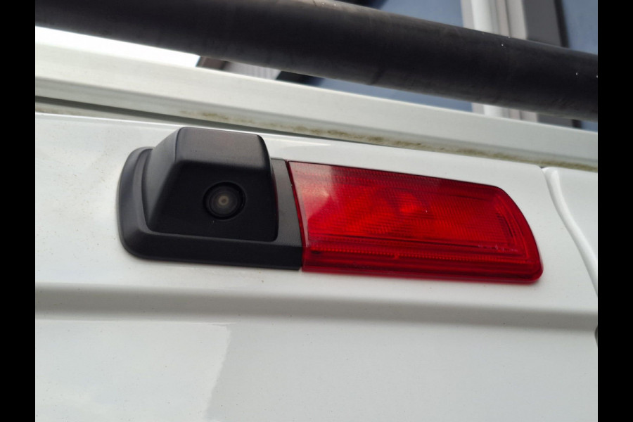 Renault Trafic 2.0 dCi 145 T27 L1H1 Comfort AUTOMAAT / CRUISE CONTROLE / NAVI / CAMERA / 3 ZITS / IMPERIAL