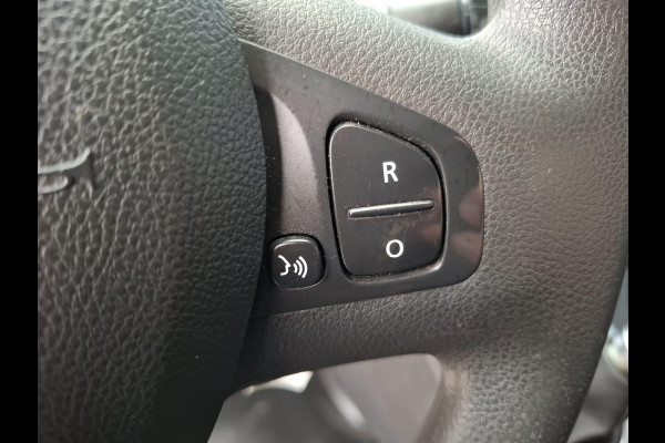 Renault Trafic 2.0 dCi 145 T27 L1H1 Comfort AUTOMAAT / CRUISE CONTROLE / NAVI / CAMERA / 3 ZITS / IMPERIAL