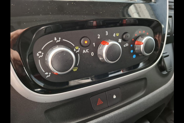 Renault Trafic 2.0 dCi 145 T27 L1H1 Comfort AUTOMAAT / CRUISE CONTROLE / NAVI / CAMERA / 3 ZITS / IMPERIAL