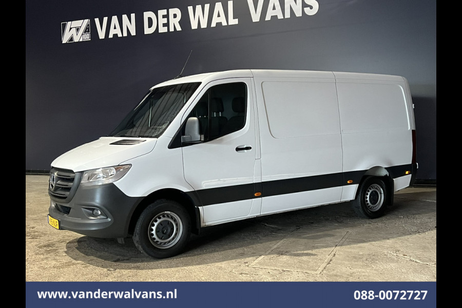 Mercedes-Benz Sprinter 316 CDI 163pk L2H1 Euro6 Airco | Camera | Navigatie | Apple Carplay | Android Auto | Chauffeursstoel Cruisecontrol, Trekhaak, Bijrijdersbank Mercedes-Benz Sprinter 316 CDI 163pk L2H1 Euro6 Airco | Camera | Navigatie | Apple Carplay | Android Auto | Chauffeursstoel Cruisecontrol, Trekhaak, Bijrijdersbank