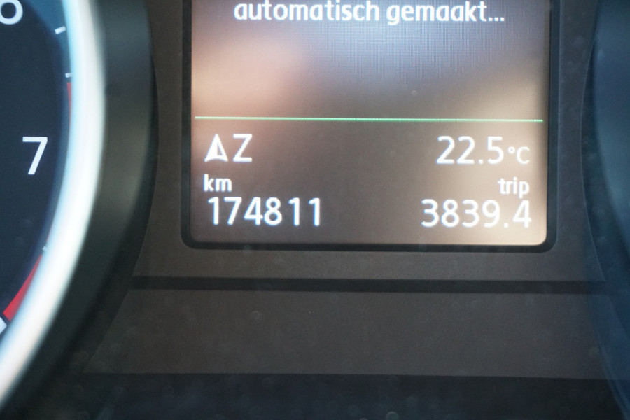 Volkswagen Tiguan 1.4 TSI Connected Series | PANO DAK | TREKHAAK | CLIMATE | CARPLAY | STOELVERW. | COMFORTSTOELEN