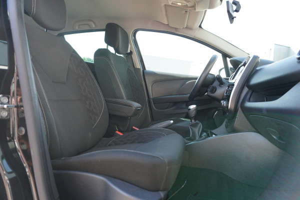 Renault Clio 0.9 TCe Limited | NAVI | AIRCO | TREKHAAK | CRUISE |