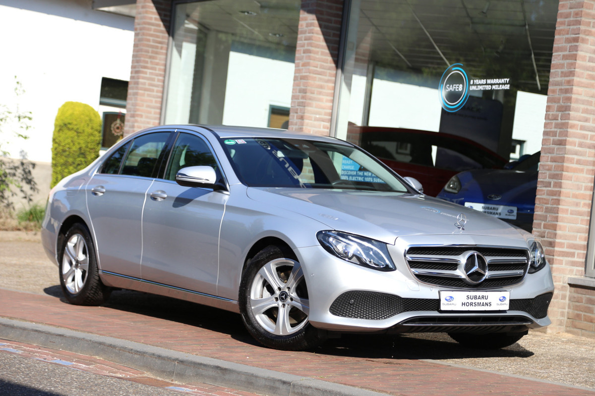 Mercedes-Benz E-Klasse 250 Ambition 9G Widescreen Navi Camera LED Ambiente Mercedes-Benz E-Klasse 250 Ambition 9G Widescreen Navi Camera LED Ambiente