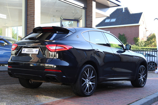 Maserati Levante 3.0 V6 D AWD GranSport Pano Luchtvering Leer Camera Navi LED