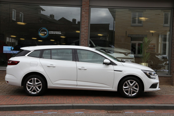 Renault MEGANE Estate 1.3 TCe Zen Navi
