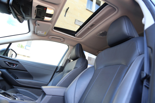 Subaru Crosstrek 2.0ie e-BOXER Aut. Premium Leer Schuifdak LED Camera