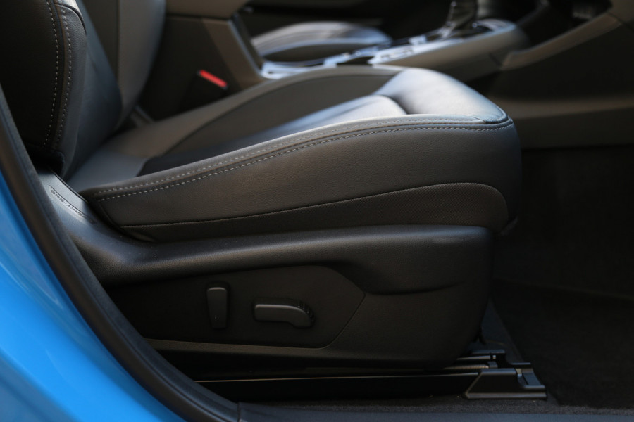 Subaru Crosstrek 2.0ie e-BOXER Aut. Premium Leer Schuifdak LED Camera