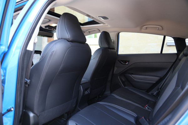 Subaru Crosstrek 2.0ie e-BOXER Aut. Premium Leer Schuifdak LED Camera