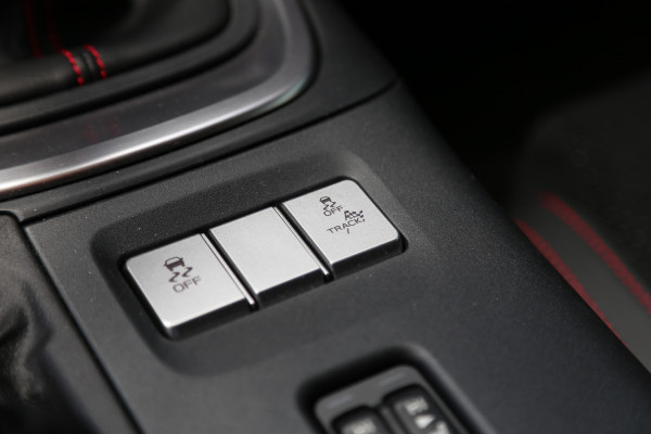 Subaru BRZ 2.4 Sport STI 234pk Navi LED Camera Milltek