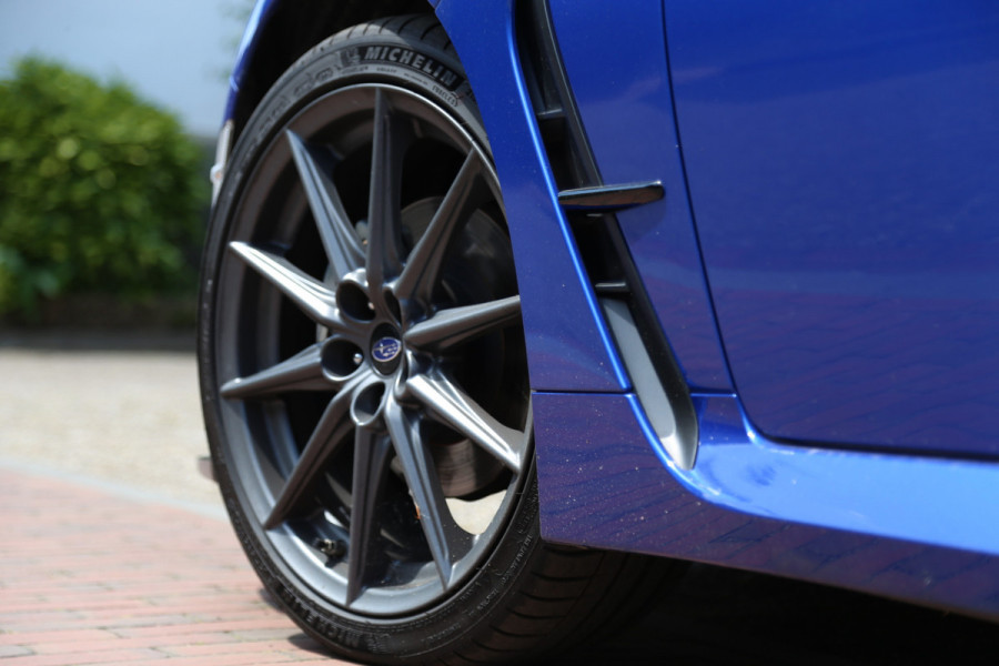 Subaru BRZ 2.4 Sport STI 234pk Navi LED Camera Milltek