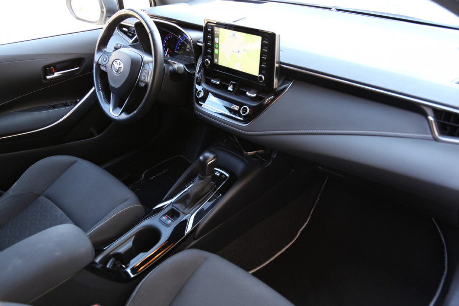 Toyota Corolla Touring Sports 1.8 Hybrid Dynamic Team Navi HuD LED Camera ACC Dodehoek Toyota Corolla Touring Sports 1.8 Hybrid Dynamic Team Navi HuD LED Camera ACC Dodehoek