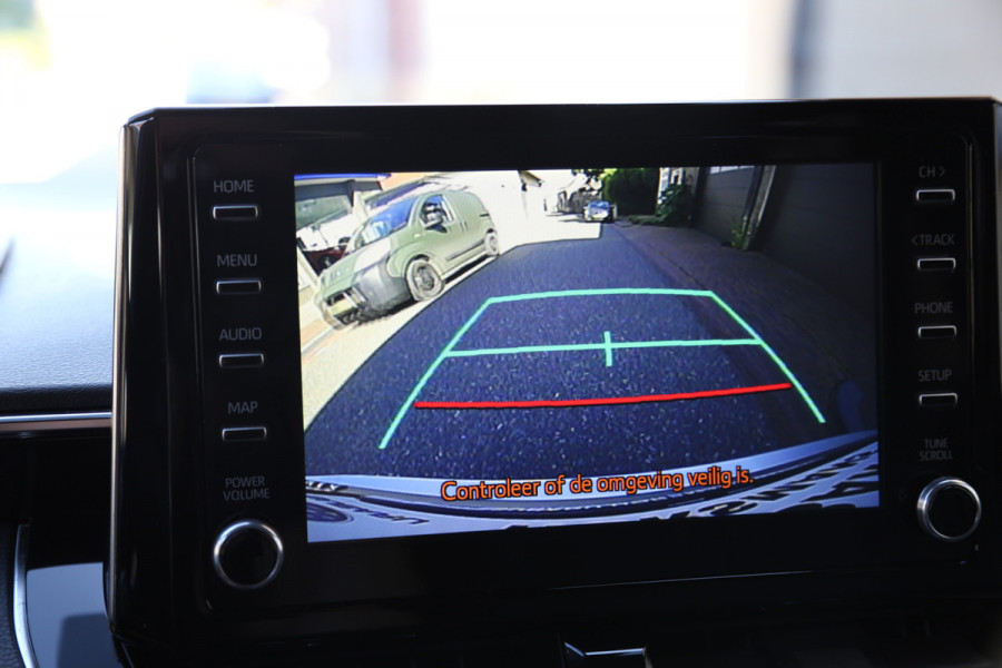 Toyota Corolla Touring Sports 1.8 Hybrid Dynamic Team Navi HuD LED Camera ACC Dodehoek Toyota Corolla Touring Sports 1.8 Hybrid Dynamic Team Navi HuD LED Camera ACC Dodehoek