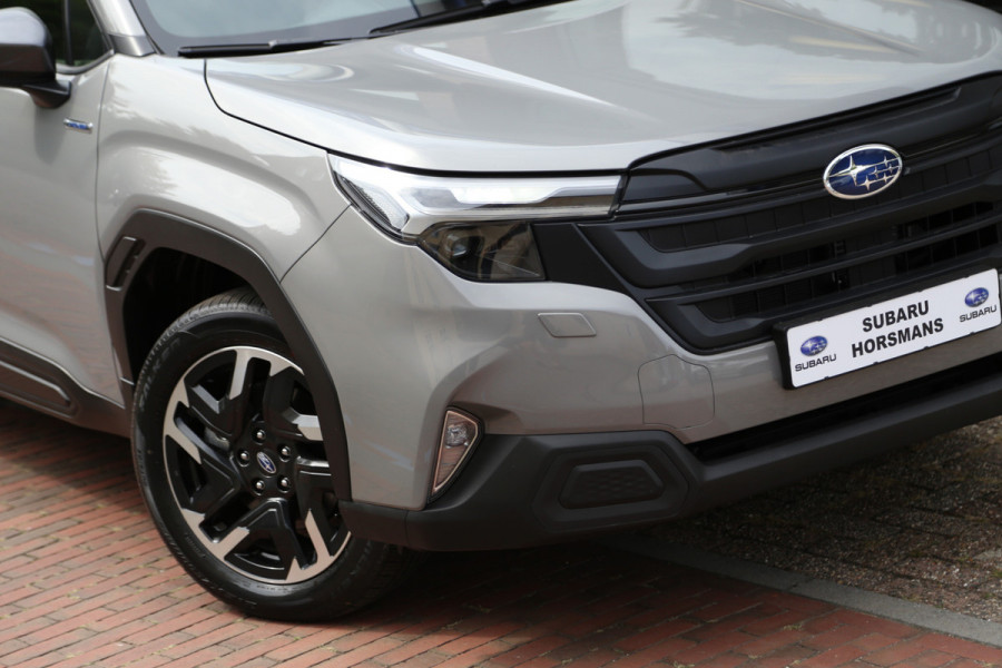 Subaru Forester 2.0i e-BOXER Automaat Comfort Navi Camera ACC LED