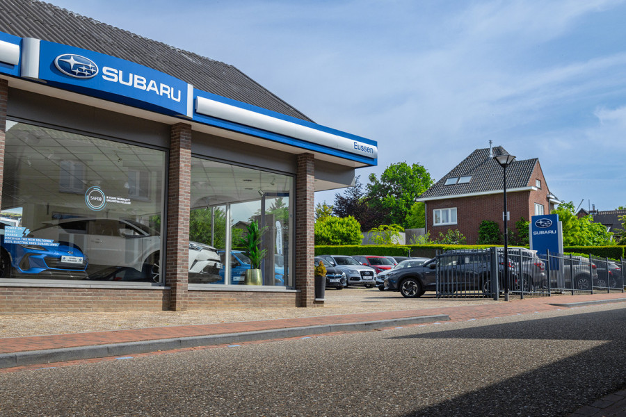 Subaru Forester 2.0i e-BOXER Automaat Comfort Navi Camera ACC LED