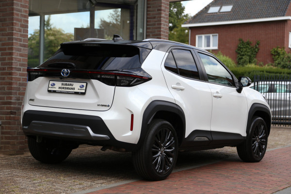 Toyota Yaris Cross 1.5 Hybrid Adventure Bi-Tone Navi JBL LED Camera ACC