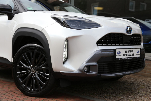 Toyota Yaris Cross 1.5 Hybrid Adventure Bi-Tone Navi JBL LED Camera ACC