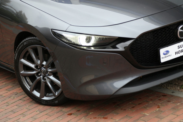 Mazda 3 2.0 e-SkyActiv-G M Hybrid l Luxury Navi HuD ACC BOSE LED 360view
