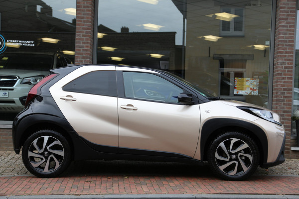 Toyota Aygo X 1.0 VVT-i MT Pulse Navi LED Camera ACC 6000km! Toyota Aygo X 1.0 VVT-i MT Pulse Navi LED Camera ACC 6000km!