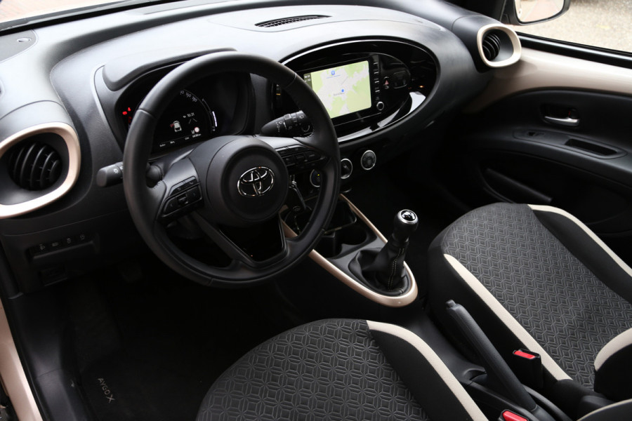 Toyota Aygo X 1.0 VVT-i MT Pulse Navi LED Camera ACC 6000km! Toyota Aygo X 1.0 VVT-i MT Pulse Navi LED Camera ACC 6000km!