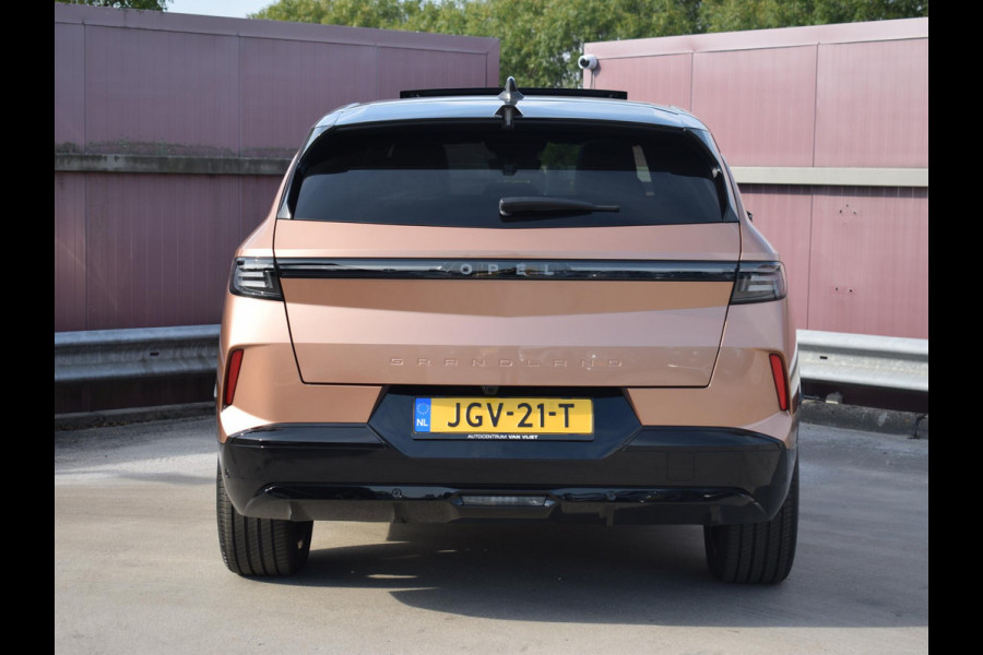 Opel Grandland Electric GS 73 kWh SCHUIFKANTELDAK | NAVIGATIE | CARPLAY | ACHTERUITRIJCAMERA MET SENSOREN | WINTERPAKKET | Opel Grandland Electric GS 73 kWh SCHUIFKANTELDAK | NAVIGATIE | CARPLAY | ACHTERUITRIJCAMERA MET SENSOREN | WINTERPAKKET |