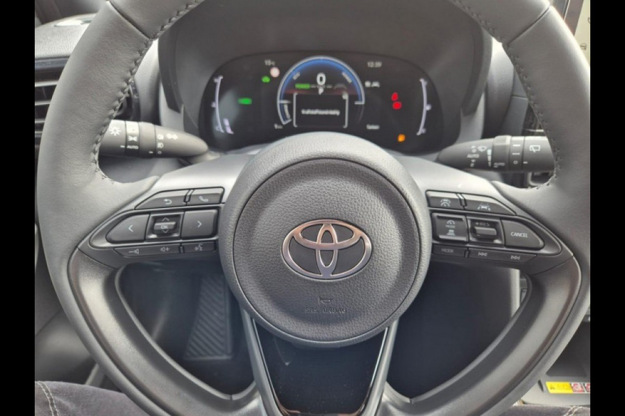 Toyota Yaris 1.5 HYBR 130 DYNAMIC WINTER