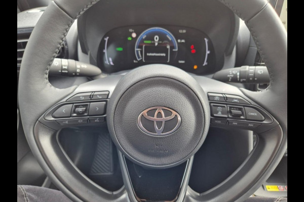 Toyota Yaris 1.5 HYBR 130 DYNAMIC WINTER