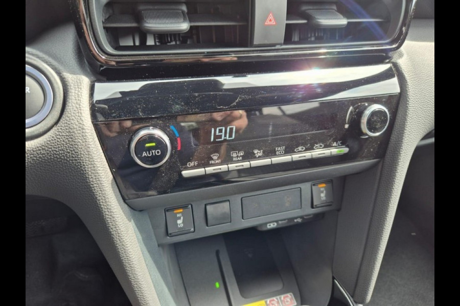 Toyota Yaris 1.5 HYBR 130 DYNAMIC WINTER