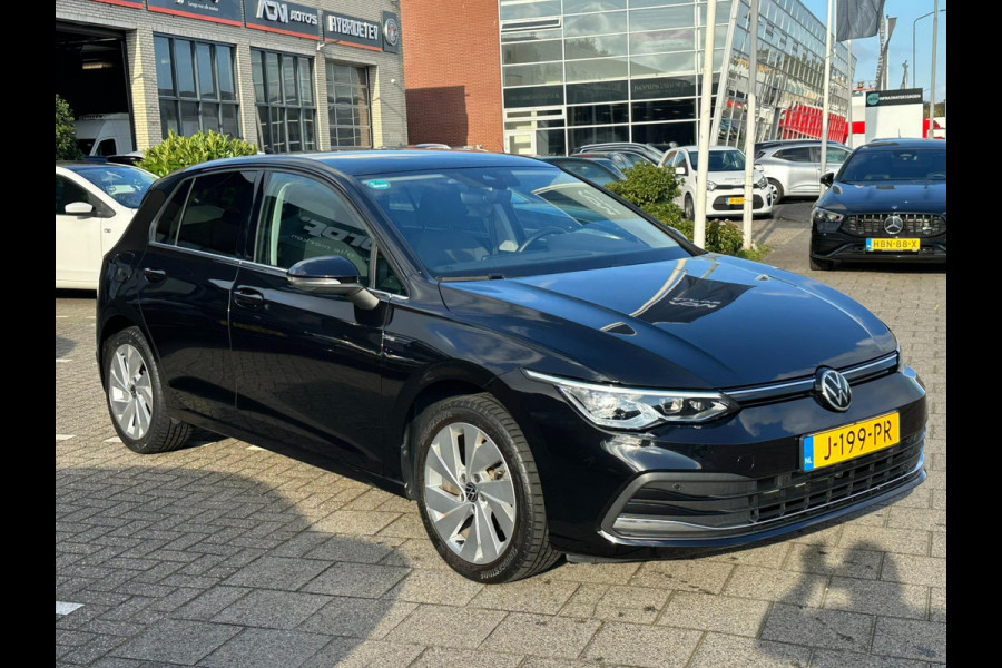 Volkswagen Golf 1.5 TSI STYLE l ACC l XENON