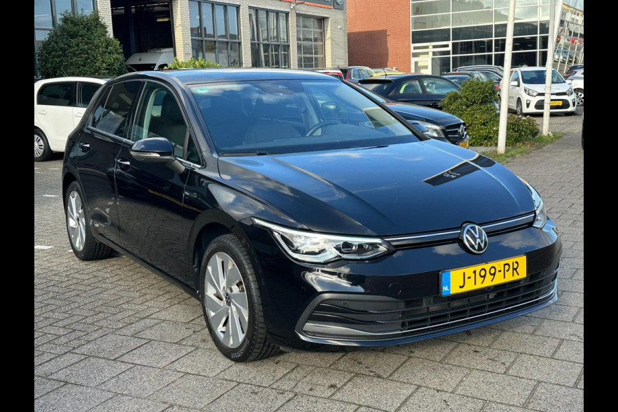 Volkswagen Golf 1.5 TSI STYLE l ACC l XENON