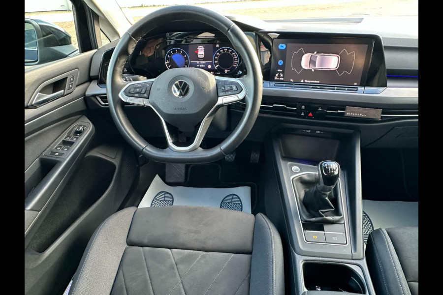 Volkswagen Golf 1.5 TSI STYLE l ACC l XENON