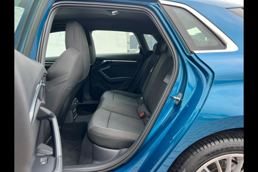 Audi A3 Sportback 35 TFSI Business edition NL AUTO | PDC | CARPLAY |