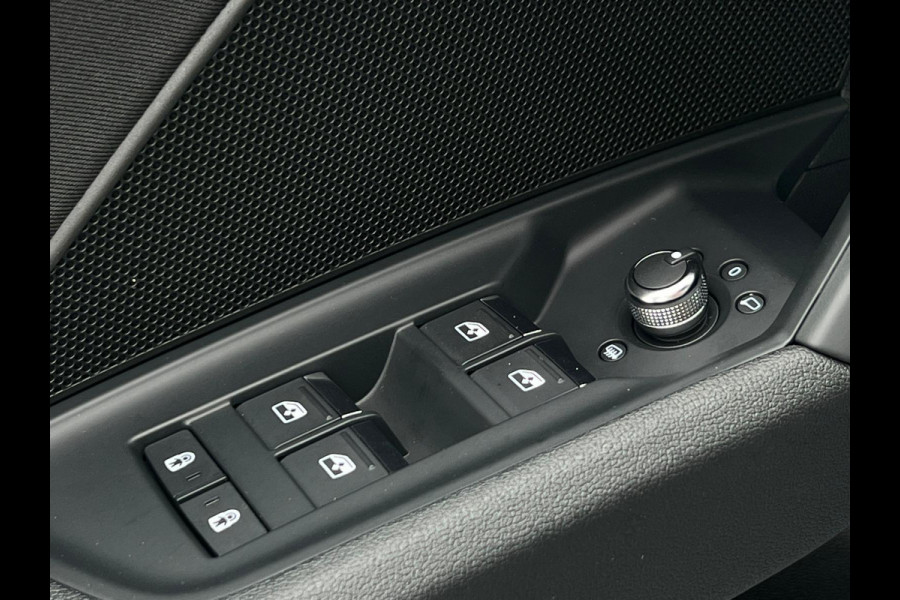 Audi A3 Sportback 35 TFSI Business edition NL AUTO | PDC | CARPLAY |