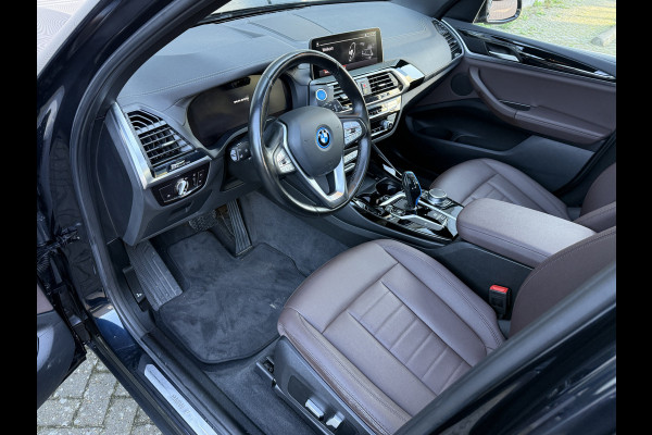 BMW iX3 Executive 80 kWh | SOH 98% | Panoramadak | Memory stoelen | Dodehoek detectie BMW iX3 Executive 80 kWh | SOH 98% | Panoramadak | Memory stoelen | Dodehoek detectie