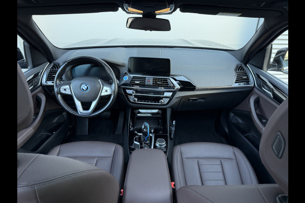 BMW iX3 Executive 80 kWh | SOH 98% | Panoramadak | Memory stoelen | Dodehoek detectie BMW iX3 Executive 80 kWh | SOH 98% | Panoramadak | Memory stoelen | Dodehoek detectie