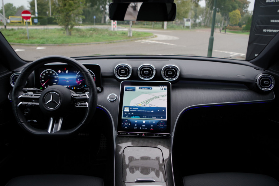 Mercedes-Benz C-Klasse 300 AMG Line 259 PK, Sfeerverlichting, Camera, Leder, MBUX, LED