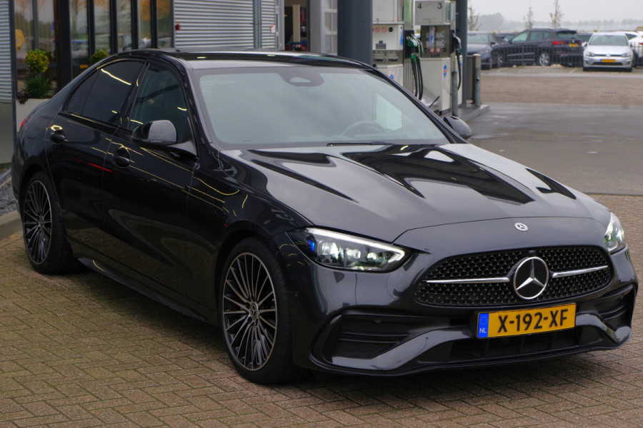 Mercedes-Benz C-Klasse 300 AMG Line 259 PK, Sfeerverlichting, Camera, Leder, MBUX, LED