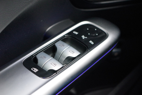 Mercedes-Benz C-Klasse 300 AMG Line 259 PK, Sfeerverlichting, Camera, Leder, MBUX, LED