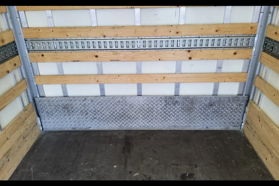 Renault Master 145.35 MET LAADBAK-KLEP-ZIJDEUR - EURO 6 - VVT-08-J Renault Master 145.35 MET LAADBAK-KLEP-ZIJDEUR - EURO 6 - VVT-08-J