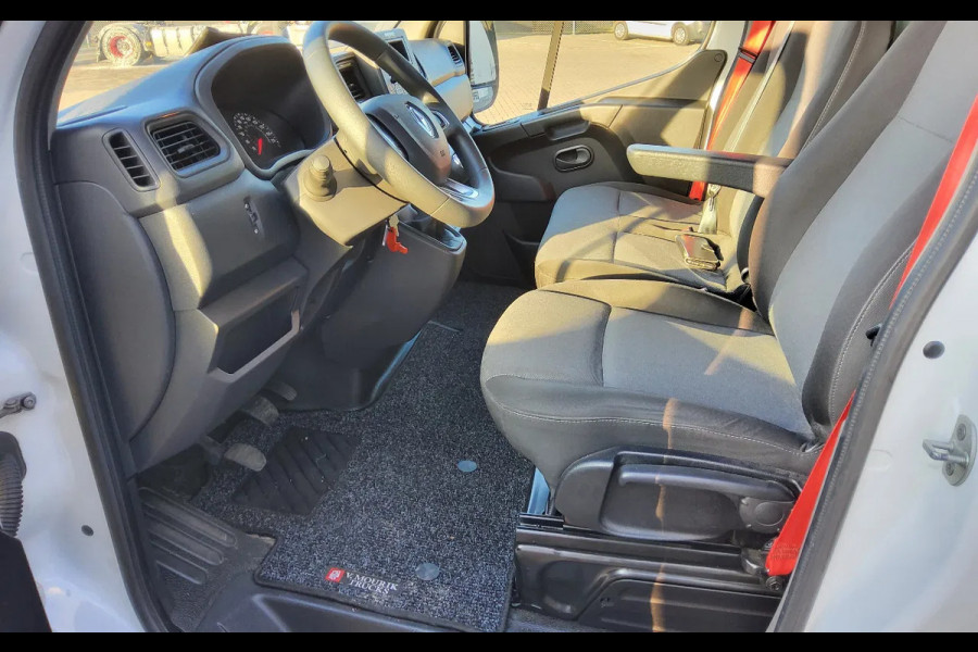 Renault Master 145.35 MET LAADBAK-KLEP-ZIJDEUR - EURO 6 - VVT-08-J Renault Master 145.35 MET LAADBAK-KLEP-ZIJDEUR - EURO 6 - VVT-08-J