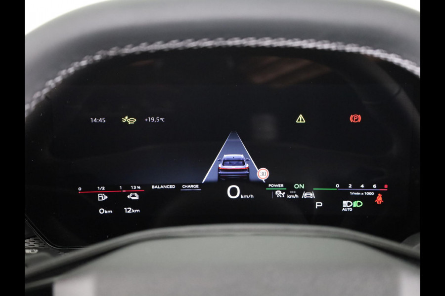 Audi Q5 2.0 TFSI e-hybrid quattro S edition Competition | Mmi experience pro | Glazen panoramadak | Tech plus | Privacy glas |