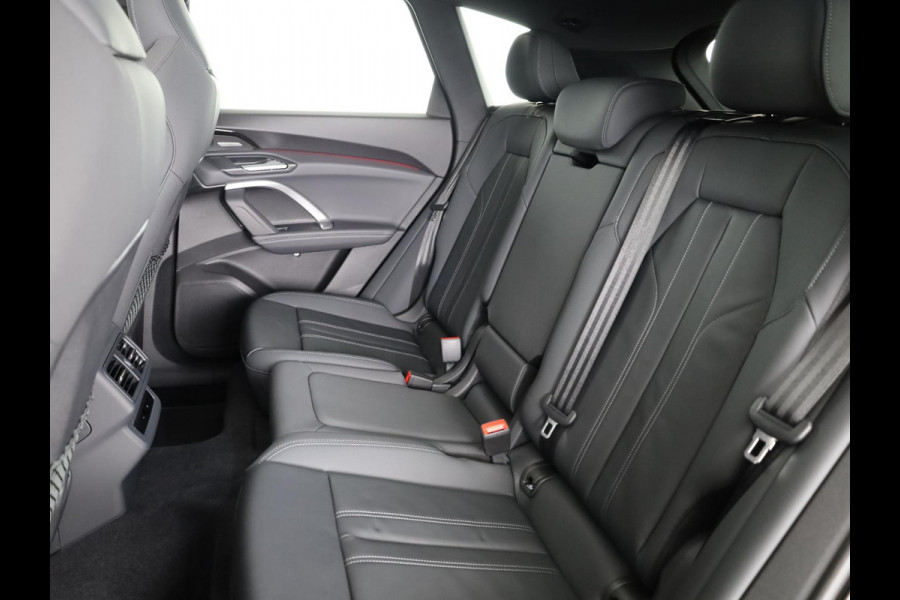 Audi Q5 2.0 TFSI e-hybrid quattro S edition Competition | Mmi experience pro | Glazen panoramadak | Tech plus | Privacy glas |