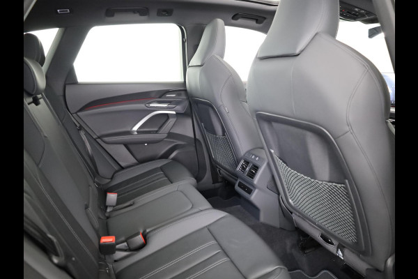 Audi Q5 2.0 TFSI e-hybrid quattro S edition Competition | Mmi experience pro | Glazen panoramadak | Tech plus | Privacy glas |