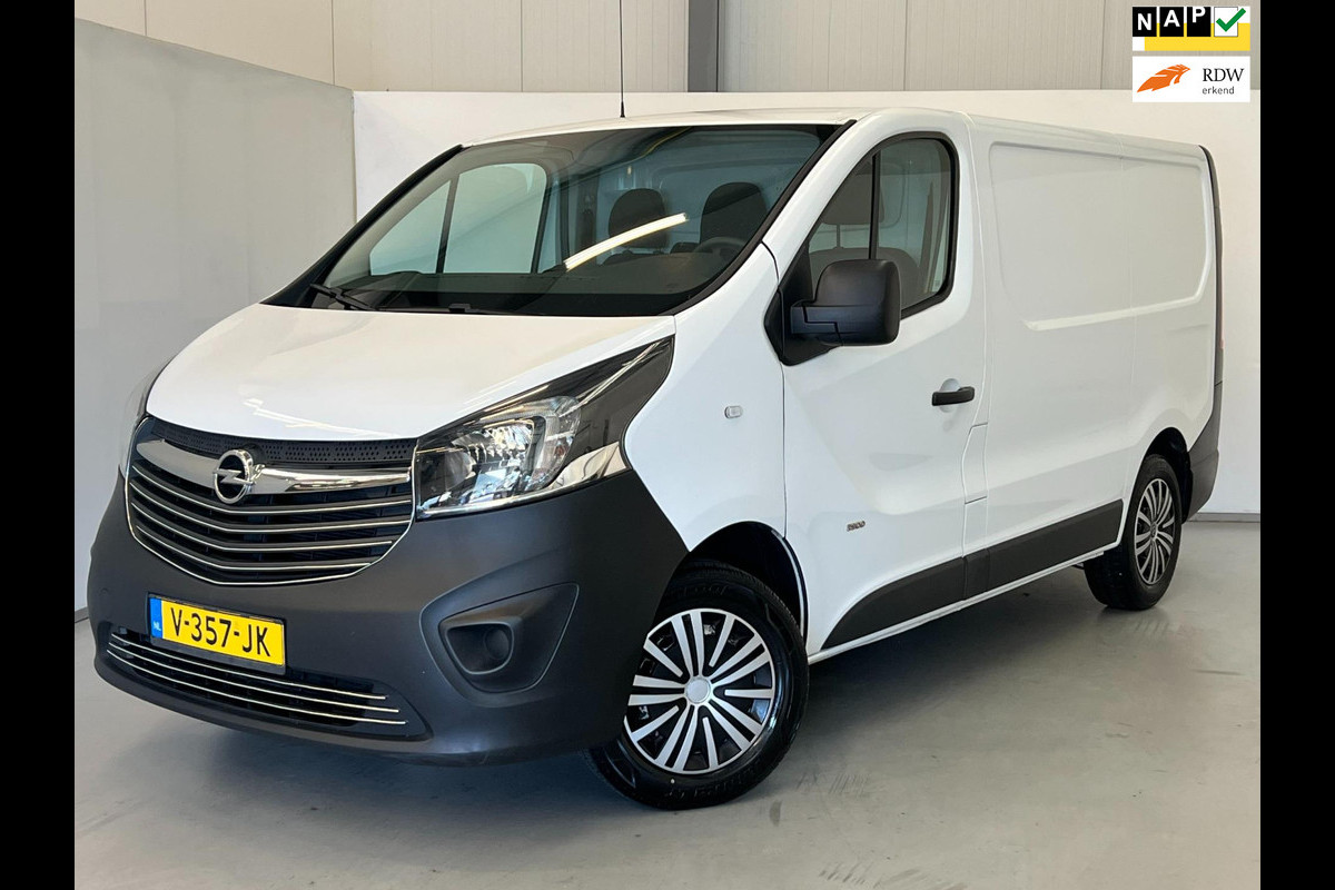 Opel Vivaro 1.6 CDTI L1H1 / 3-zits / Airco / Trekhaak