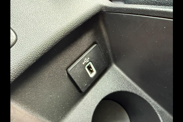 Ford Fiesta 1.1 Trend, CarPlay, Navi, LaneAssist, DAB, Cruise Control Ford Fiesta 1.1 Trend, CarPlay, Navi, LaneAssist, DAB, Cruise Control