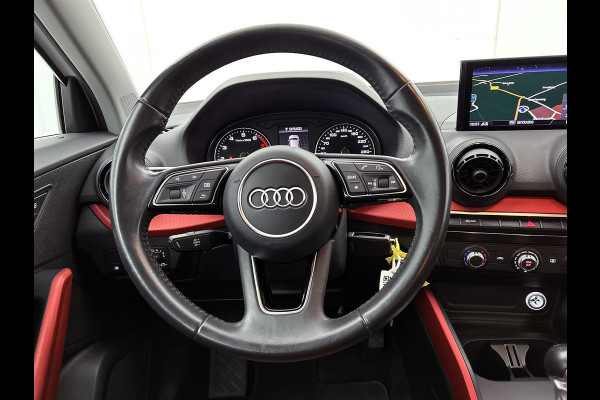 Audi Q2 1.0 TFSI Sport Pro Line(NL-auto, Dealer OnderH, Navi, Parkeerhulp, Airco, Cruise Controle, Etc) Audi Q2 1.0 TFSI Sport Pro Line(NL-auto, Dealer OnderH, Navi, Parkeerhulp, Airco, Cruise Controle, Etc)