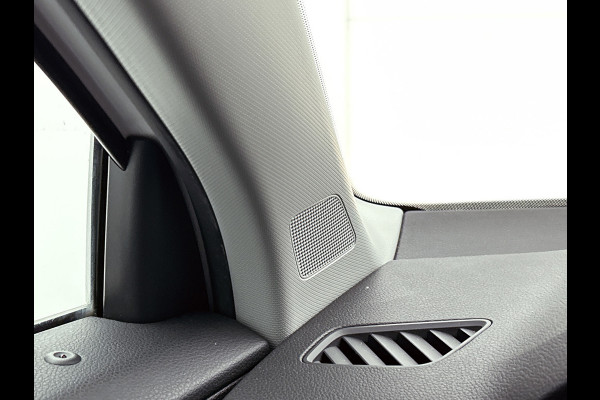 Audi Q2 1.0 TFSI Sport Pro Line(NL-auto, Dealer OnderH, Navi, Parkeerhulp, Airco, Cruise Controle, Etc) Audi Q2 1.0 TFSI Sport Pro Line(NL-auto, Dealer OnderH, Navi, Parkeerhulp, Airco, Cruise Controle, Etc)